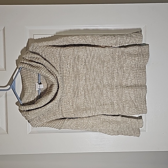 Chico's Oatmeal Loose Knit Cowl Neck Sweater Size 0 S - Picture 1 of 5